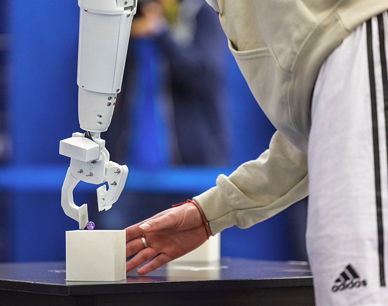 Students Print Low-cost Robotic Prosthetic Arm